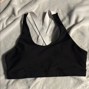 Old Navy Black and White Sports Bra
